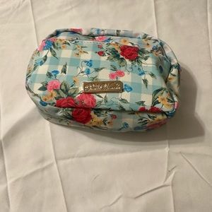 Makeup bag